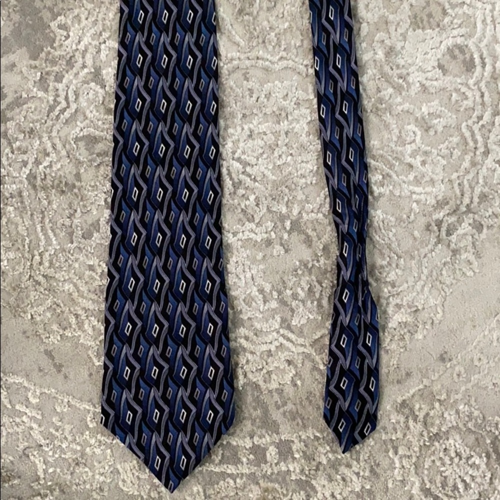 Valant neckwear tie